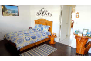 3177 S Ocean Dr, Hallandale Beach, FL 33009, Sold 02/14/19