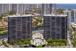 3731 N Country Club Dr, Aventura, FL 33180, Sold 05/03/21