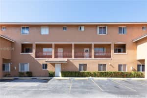 8185 NW 8th St APT F8, Miami, FL 33126, Sold 03/12/19