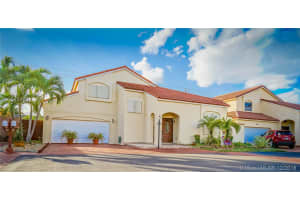 8916 SW 5th Ln, Miami, FL 33174, Sold 02/19/19