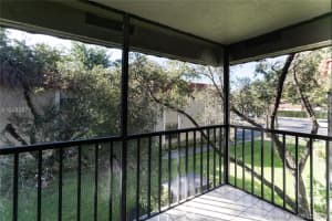 9726 Hammocks Blvd, Miami, FL 33196, Sold 02/06/19
