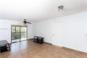 9726 Hammocks Blvd, Miami, FL 33196, Sold 02/06/19