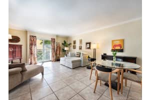 140 Jefferson Ave, Miami Beach, FL 33139, Sold 01/31/20