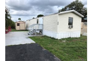 456 SW 126th Terrace, Davie, FL 33325, Sold 05/06/19