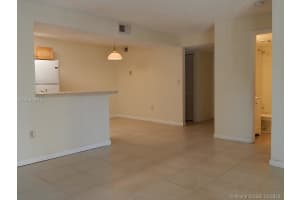 250 Palm Cir W, Pembroke Pines, FL 33025, Sold 02/19/19