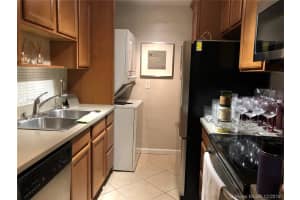 9454 SW 77th Ave APT S1, Miami, FL 33156, Sold 01/31/19