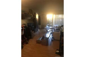 9741 Fontainebleau Blvd H112, Miami, FL 33172, Sold 01/24/19