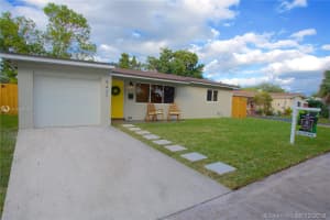 9437 SW 52nd St, Cooper City, FL 33328, Sold 03/04/19