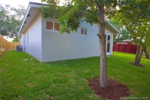 9437 SW 52nd St, Cooper City, FL 33328, Sold 03/04/19