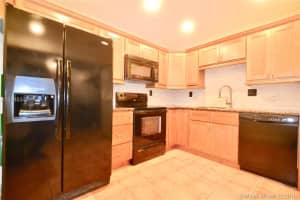 10441 Mahogany Key Cir, Miami, FL 33196, Sold 01/23/19