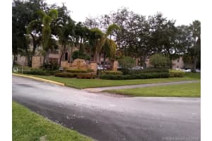 2900 S University Dr, Davie, FL 33328, Sold 04/30/19
