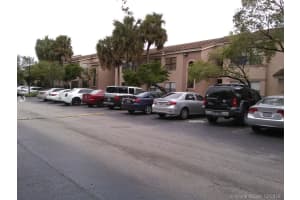 2900 S University Dr, Davie, FL 33328, Sold 04/30/19