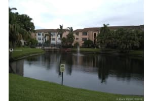 2900 S University Dr, Davie, FL 33328, Sold 04/30/19