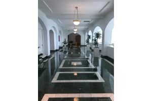 800 Claughton Island Dr, Miami, FL 33131, Sold 04/15/19