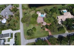 2730 Stirrup Ln, Weston, FL 33331, Sold 03/29/19