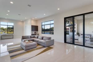 19074 Park Ridge St, Weston, FL 33332, Sold 03/28/19