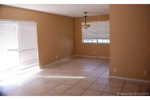 8734 SW 3rd St, Pembroke Pines, FL 33025, Sold 01/29/19