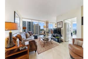 4779 Collins Ave, Miami Beach, FL 33140, Sold 06/28/19