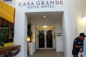 834 Ocean Dr, Miami Beach, FL 33139, Sold 05/07/19