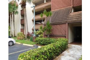 511 Ives Dairy Rd, Miami, FL 33179, Sold 05/03/19