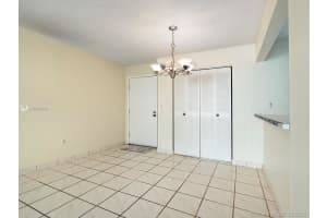 8893 Fontainebleau Blvd, Miami, FL 33172, Sold 03/08/19