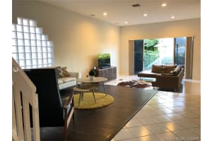 5520 NW 104th Ct, Doral, FL 33178, Sold 05/03/19