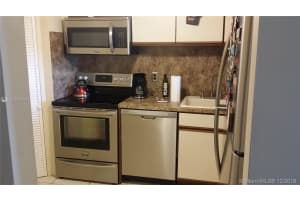 5300 NE 24th Terrace #316c, Fort Lauderdale, FL 33308, Sold 01/25/19