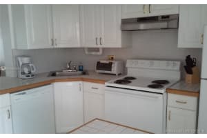 450 Paradise Isle Blvd, Hallandale Beach, FL 33009, Sold 05/06/19