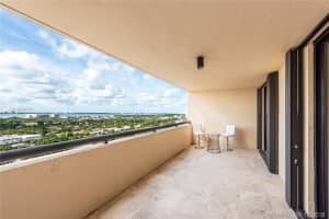 2555 Collins Ave PH 210, Miami Beach, FL 33140, Sold 04/01/19