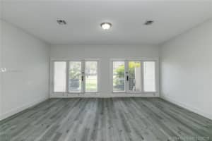102 E Hemingway Cir, Margate, FL 33063, Sold 04/29/19