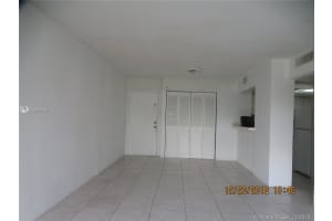 8850 Fontainebleau Blvd, Miami, FL 33172, Sold 02/14/19