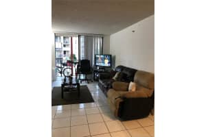 9686 Fontainebleau Blvd, Miami, FL 33172, Sold 03/29/19