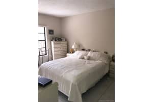 470 NW 98th Ct, Miami, FL 33172, Sold 03/14/19