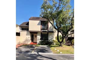 555 NW 99th Pl, Miami, FL 33172, Sold 03/07/19