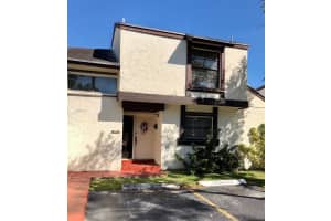 555 NW 99th Pl, Miami, FL 33172, Sold 03/07/19