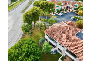 11165 NW 7th St, Miami, FL 33172, Sold 02/27/19