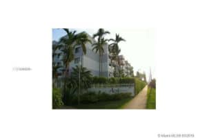 8261 NW 8th St, Miami, FL 33126, Sold 03/12/19