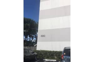 8261 NW 8th St, Miami, FL 33126, Sold 03/12/19