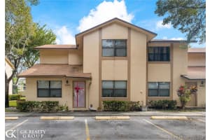 5260 Gate Lake Rd, Tamarac, FL 33319, Sold 04/08/19