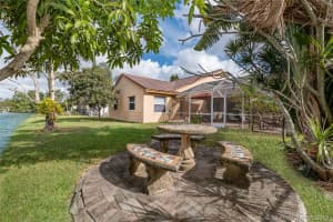 1485 SW 97th Way, Davie, FL 33324, Sold 03/18/19