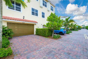12416 NW 17th Manor, Pembroke Pines, FL 33028, Sold 03/05/19
