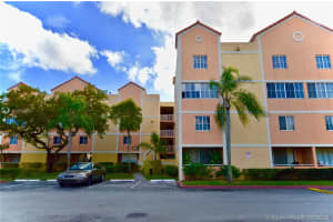 6045 NW 186th St, Hialeah, FL 33015, Sold 02/11/19