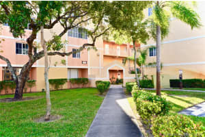6045 NW 186th St, Hialeah, FL 33015, Sold 02/11/19