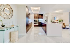 1180 N Federal Hwy, Fort Lauderdale, FL 33304, Sold 12/16/19