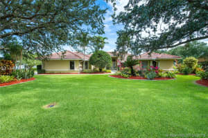 13501 SW 134th Terrace, Davie, FL 33330, Sold 04/18/19