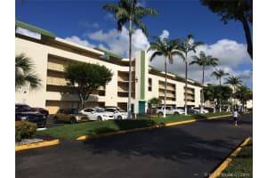 8870 Fontainebleau Blvd, Miami, FL 33172, Sold 01/31/19