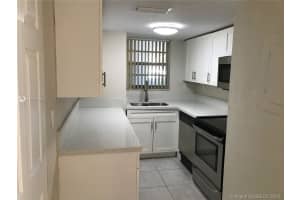 8870 Fontainebleau Blvd, Miami, FL 33172, Sold 01/31/19