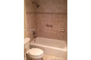 401 Ocean Dr, Miami Beach, FL 33139, Sold 03/15/19