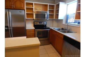 811 W Oakland Park Blvd APT F1, Wilton Manors, FL 33311, Sold 02/28/19