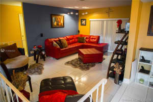 4989 SW 9th St, Margate, FL 33068, Sold 05/28/19